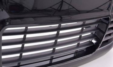 Бампер передний Golf 4 в стиле Golf 5 R32 с черной решеткой фото