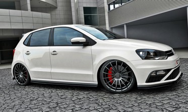 Боковые накладки под пороги Volkswagen Polo mk5 версия GTI  фото