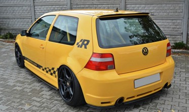 Задние боковые накладки на бампер Volkswagen Golf IV R32 фото