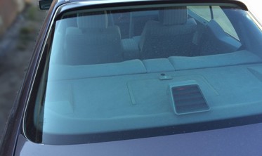 Спойлер на заднее стекло Mercedes W124 Coupe фото