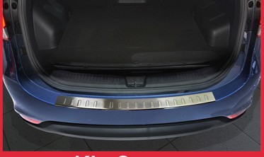 Накладка на бампер с загибом и ребрами Kia Carens  фото