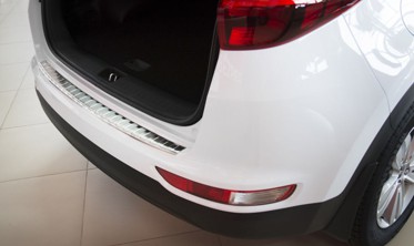 Накладка на бампер із загином та ребрами Kia Sportage IV фото