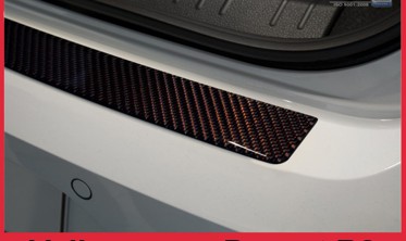 Накладка на бампер Volkswagen Passat B8 Carbon red фото