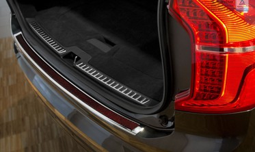 Накладка на бампер Volvo XC90 (сталь+carbon red) фото