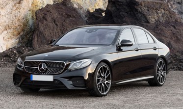 Накладка на бампер с загибом и ребрами Mercedes E W213 Sedan фото