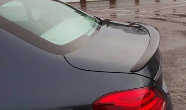 Спойлер багажника Mercedes C-класса W205 седан в стиле AMG фото