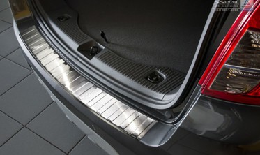 Защитная накладка на бампер с загибом и ребрами Opel Mokka фото
