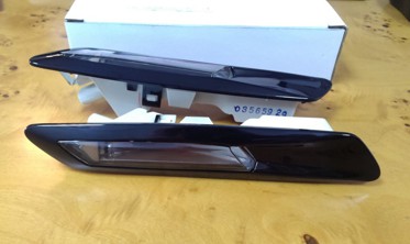 Чорні LED повороти бічні BMW F10/F11 2010-2013 фото