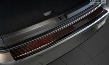Накладка на бампер с загибом Volkswagen Golf VII Hatchback (черная сталь+carbon red) фото