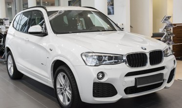 Накладка на бампер із загином та ребрами BMW X3 F25 (чорна) фото