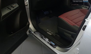 Накладки на пороги нержавіючої сталі Toyota Rav IV (suv) / Toyota CH-R (чорні) фото