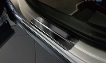 Накладки на пороги нержавіючої сталі Toyota Rav IV (suv) / Toyota CH-R (чорні) фото
