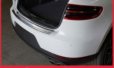 Захисна накладка на бампер із загином та ребрами Porsche Macan (подвійне полірування) фото