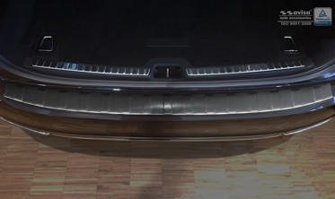 Накладка на бампер с загибом и ребрами Volvo V90 Kombi (черная) фото