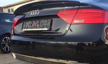 Диффузор заднего бампера Audi A5 Sportback стиль S-line с двумя вырезами  фото