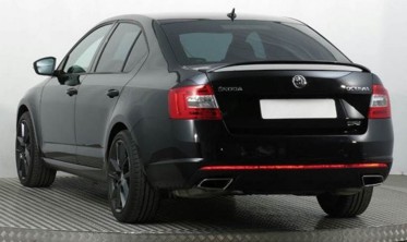 Спойлер на крышку багажника Skoda Octavia III в стиле RS фото