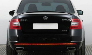 Спойлер на крышку багажника Skoda Octavia III в стиле RS фото