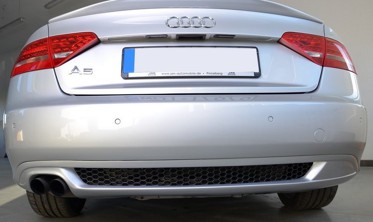 Диффузор заднего бампера Audi A5 сoupe в стиле S-line с одним вырезом  фото