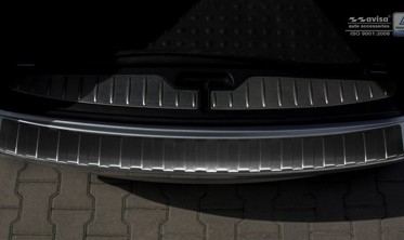 Накладка на бампер с загибом и ребрами BMW 5 F11 Touring (kombi) черная фото