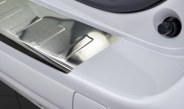 Накладка на бампер із загином Peugeot 5008 фото