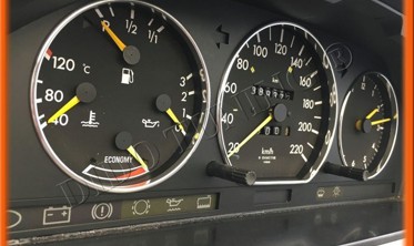 Кольца для декора щитка приборов Mercedes W124 / W126 фото