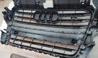 Решетка радиатора Audi A3 8V стиль S3 (серая) фото